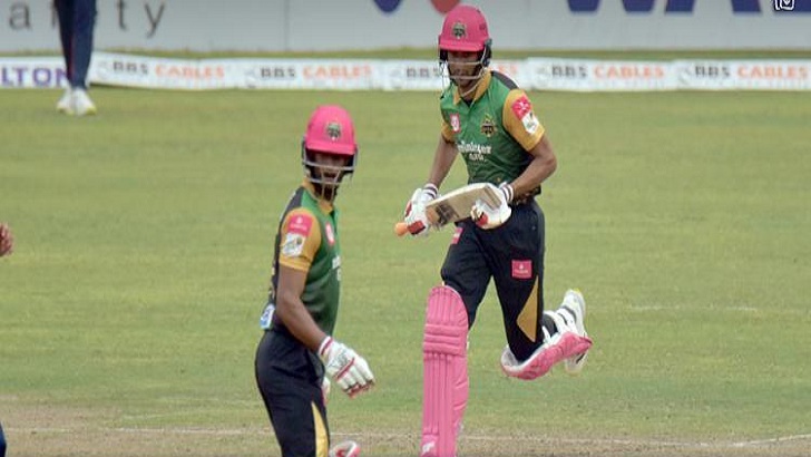 তামিম, মাহমুদুল্লাহর ব্যাটে ভর করে ঢাকার সংগ্রহ ১৮১